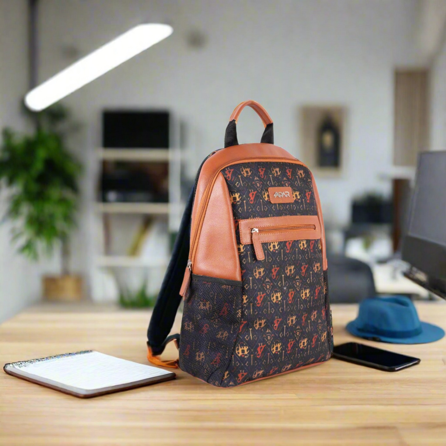 Patola Black Design Regular Backpack